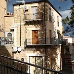 Feriehus Dal Castello Al Mare Castel di Tusa